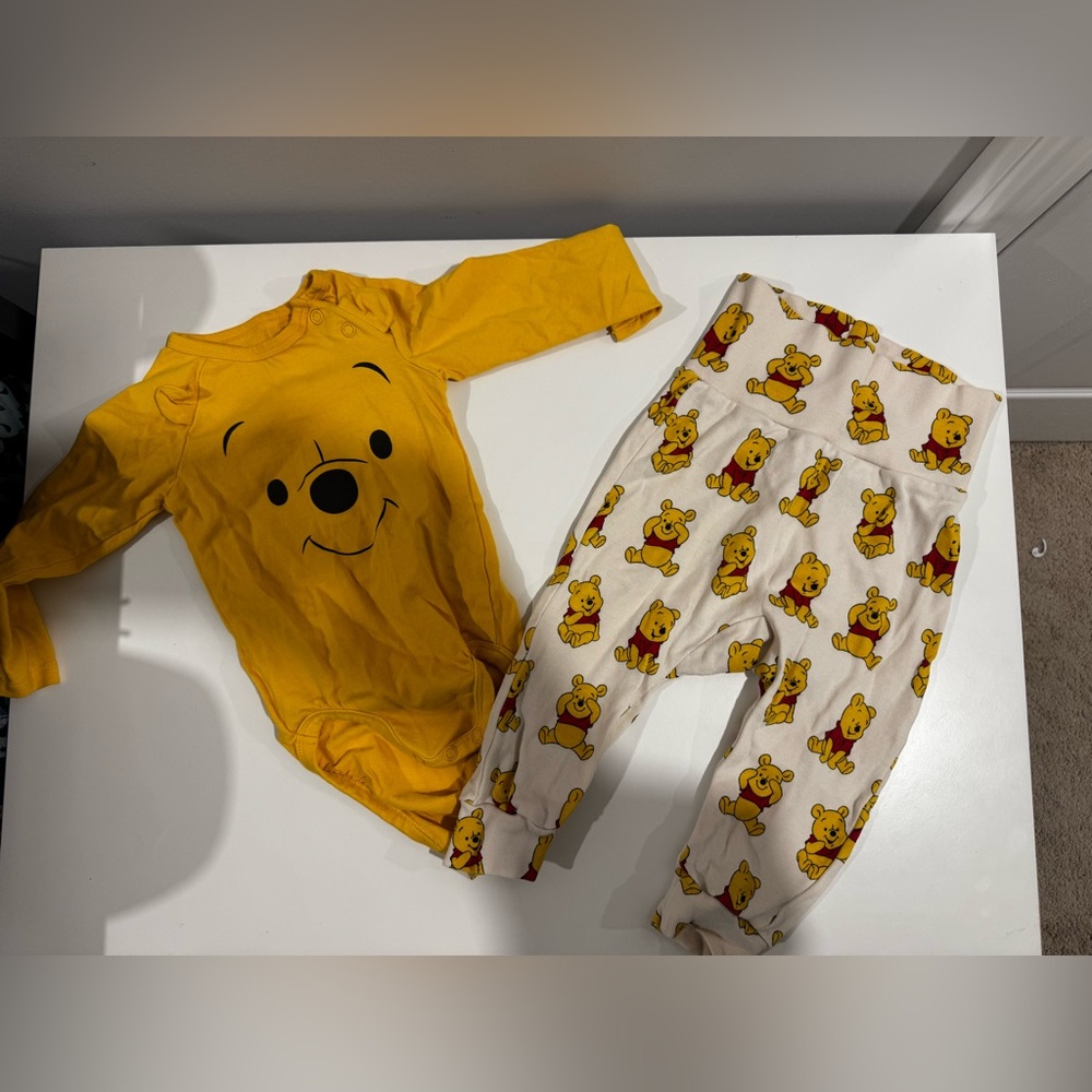H&M & Disney collab Winnie the Pooh outfit size 6-9 months